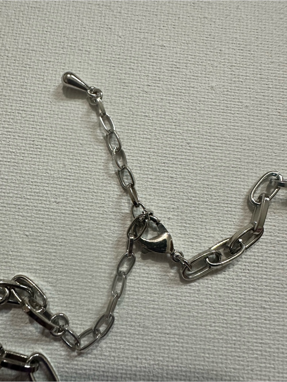 Two-Tone Ginkgo Leaf Statement Necklace Silver & Bronze Silver Tone Chain Line - Picture 9 of 9